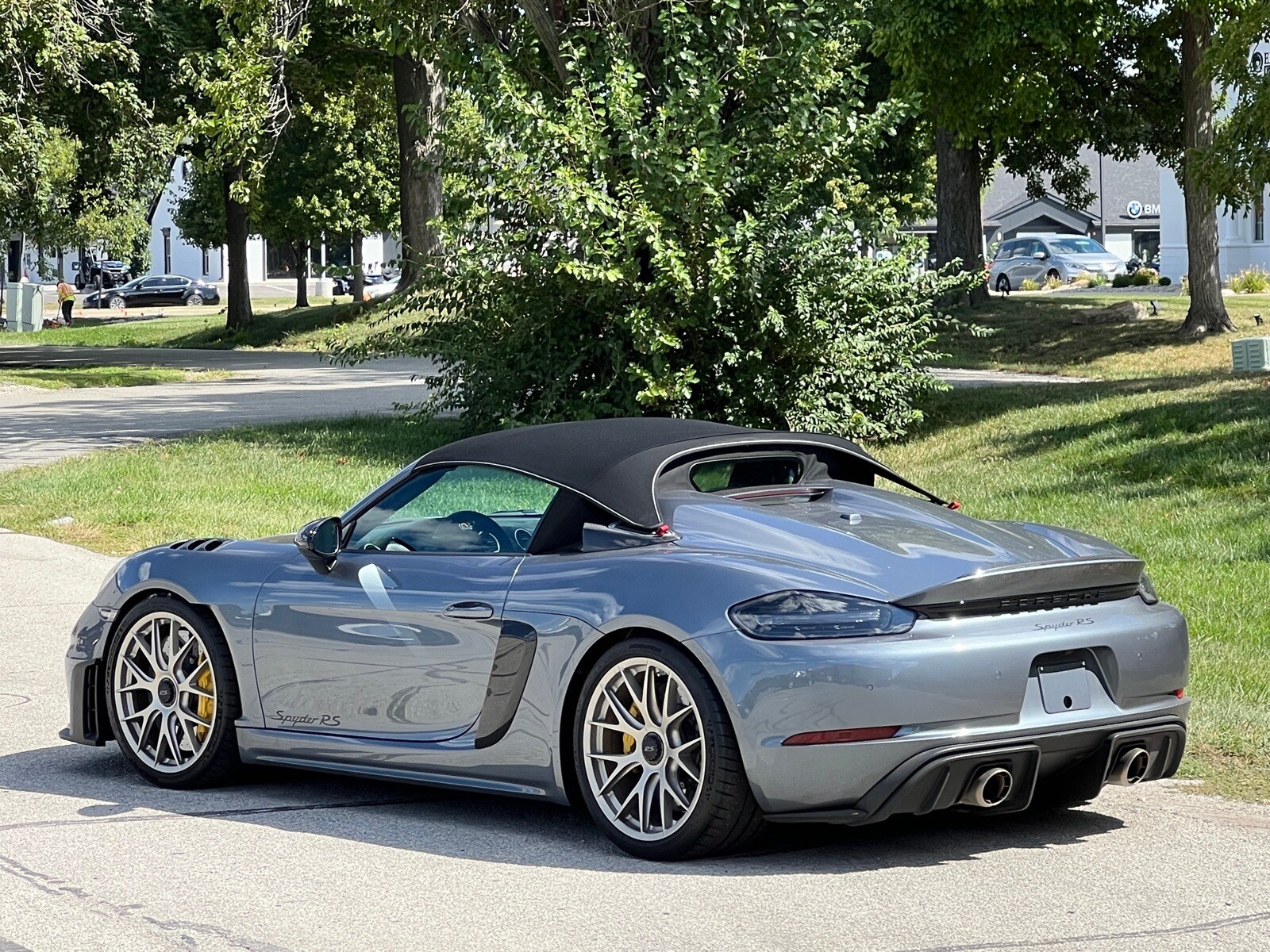 2024 Porsche Boxster Spyder photo 3