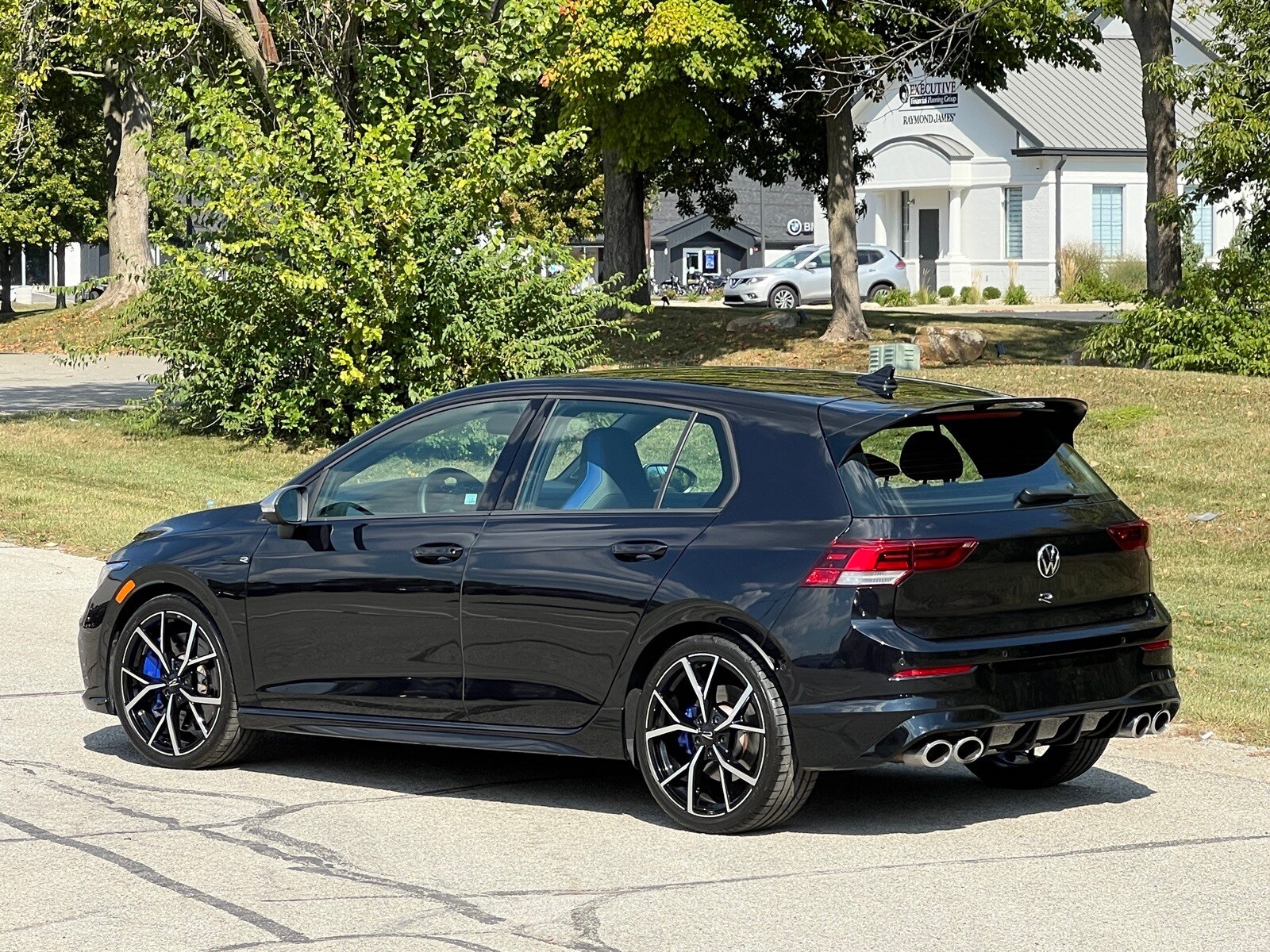 2024 Volkswagen Golf R photo 3