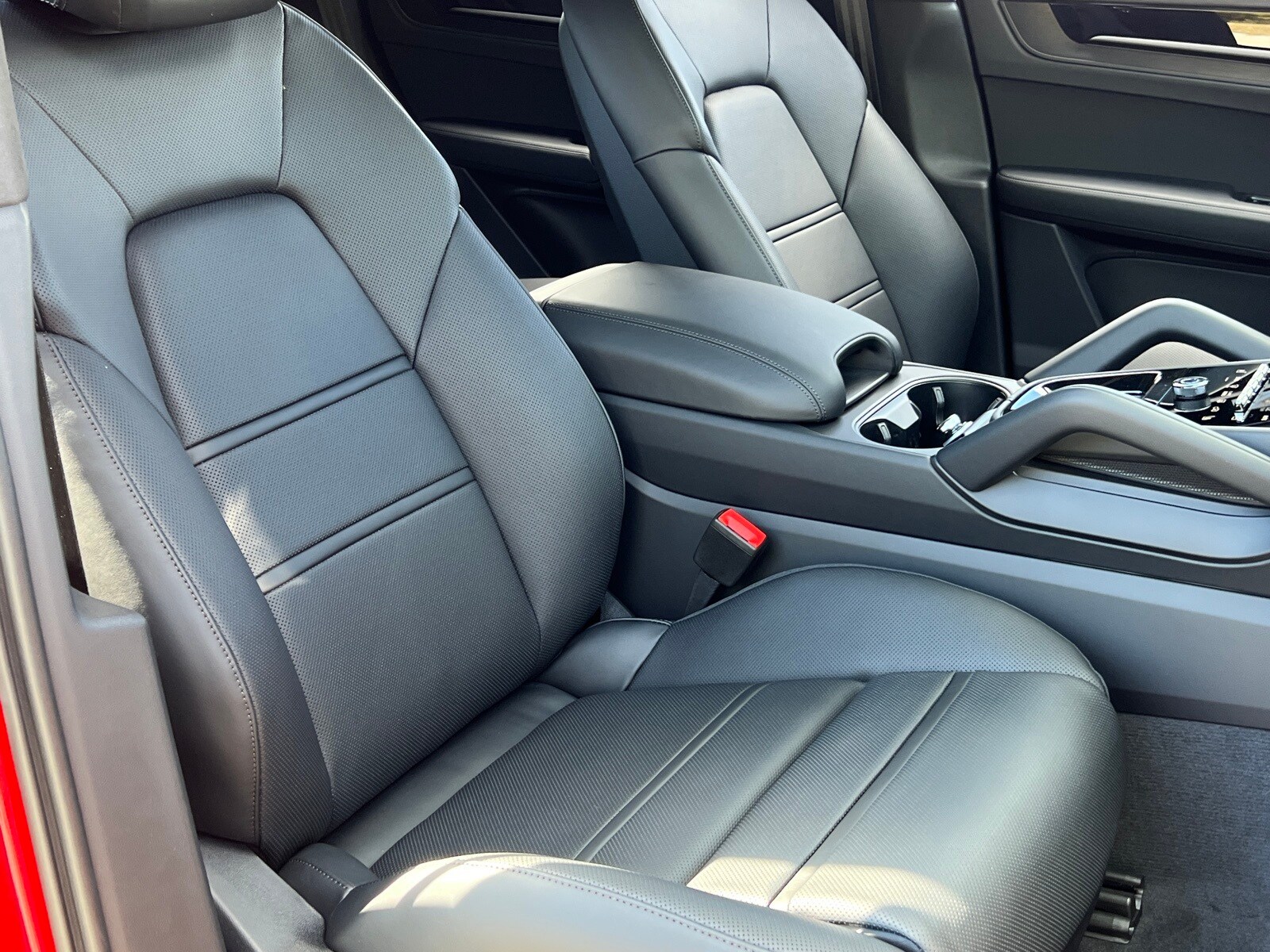 2026 Porsche Cayenne GTS - Photo 17