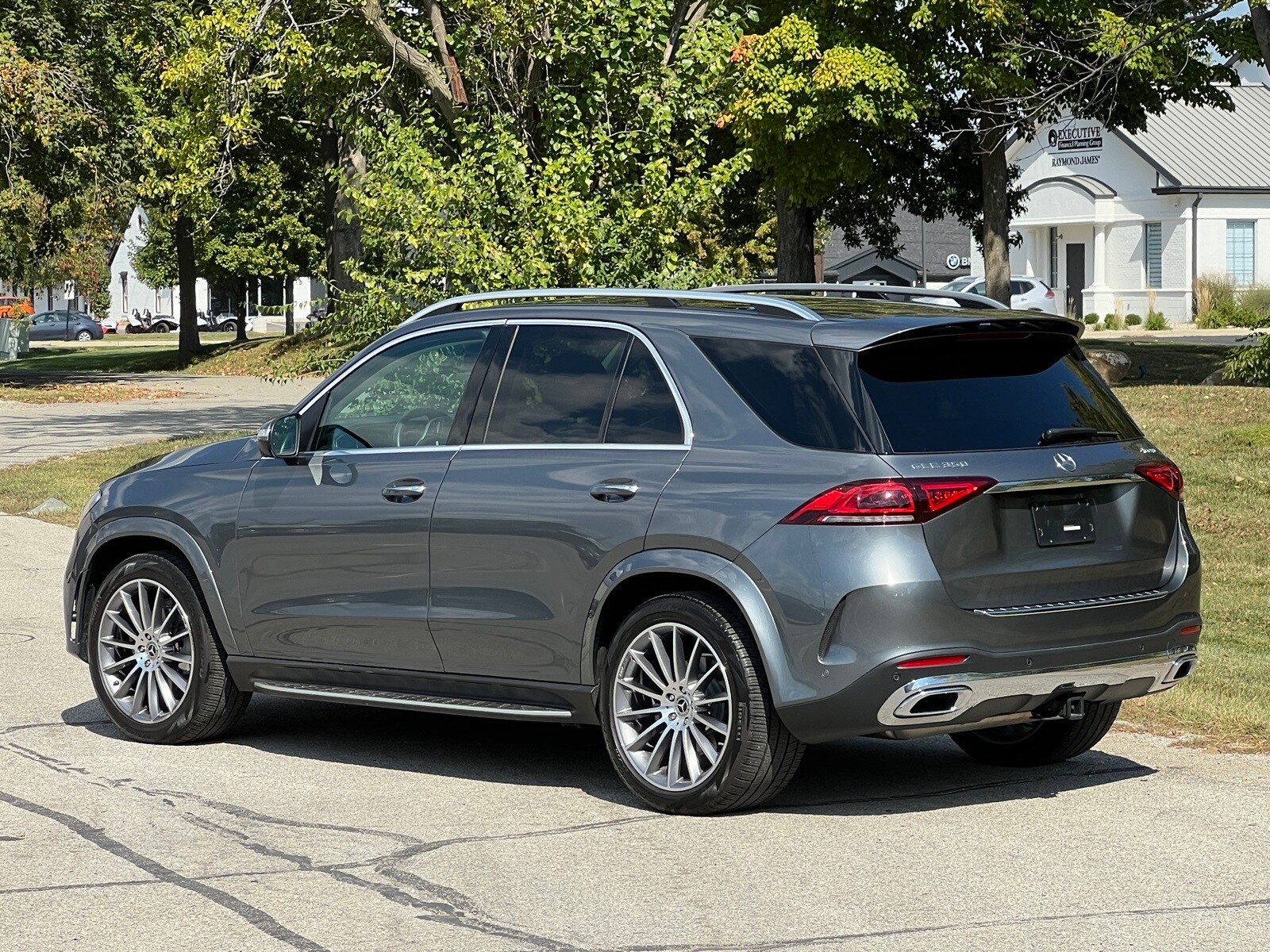 2021 Mercedes Benz GLE 350 photo 3