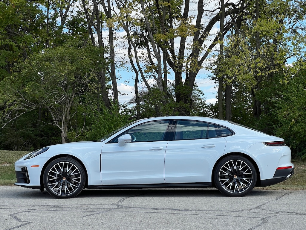 New 2026 Porsche Panamera 4 Hatchback