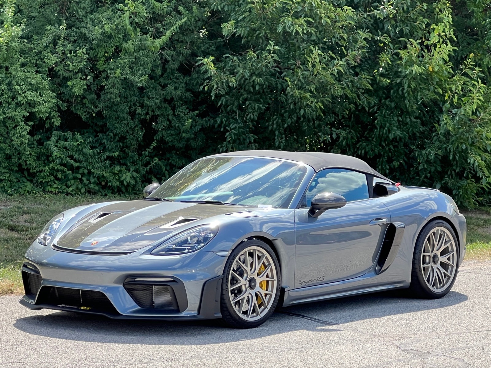 2024 Porsche 718 Spyder RS