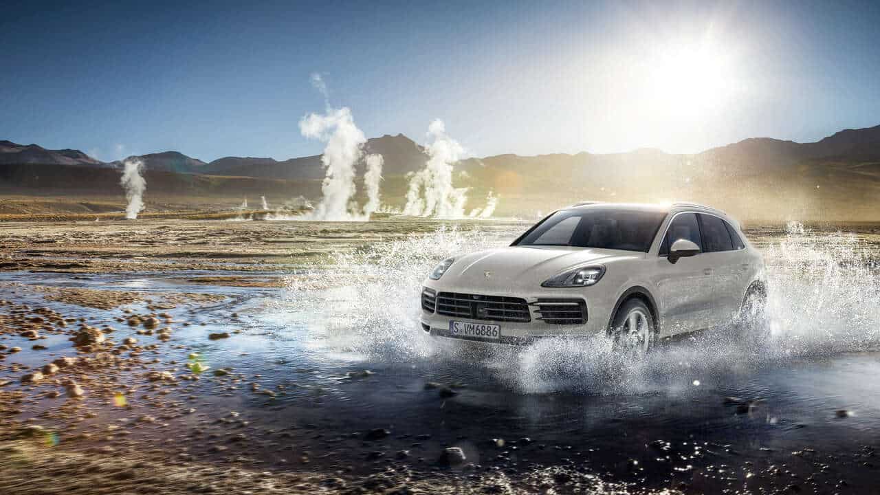 1280 × 720