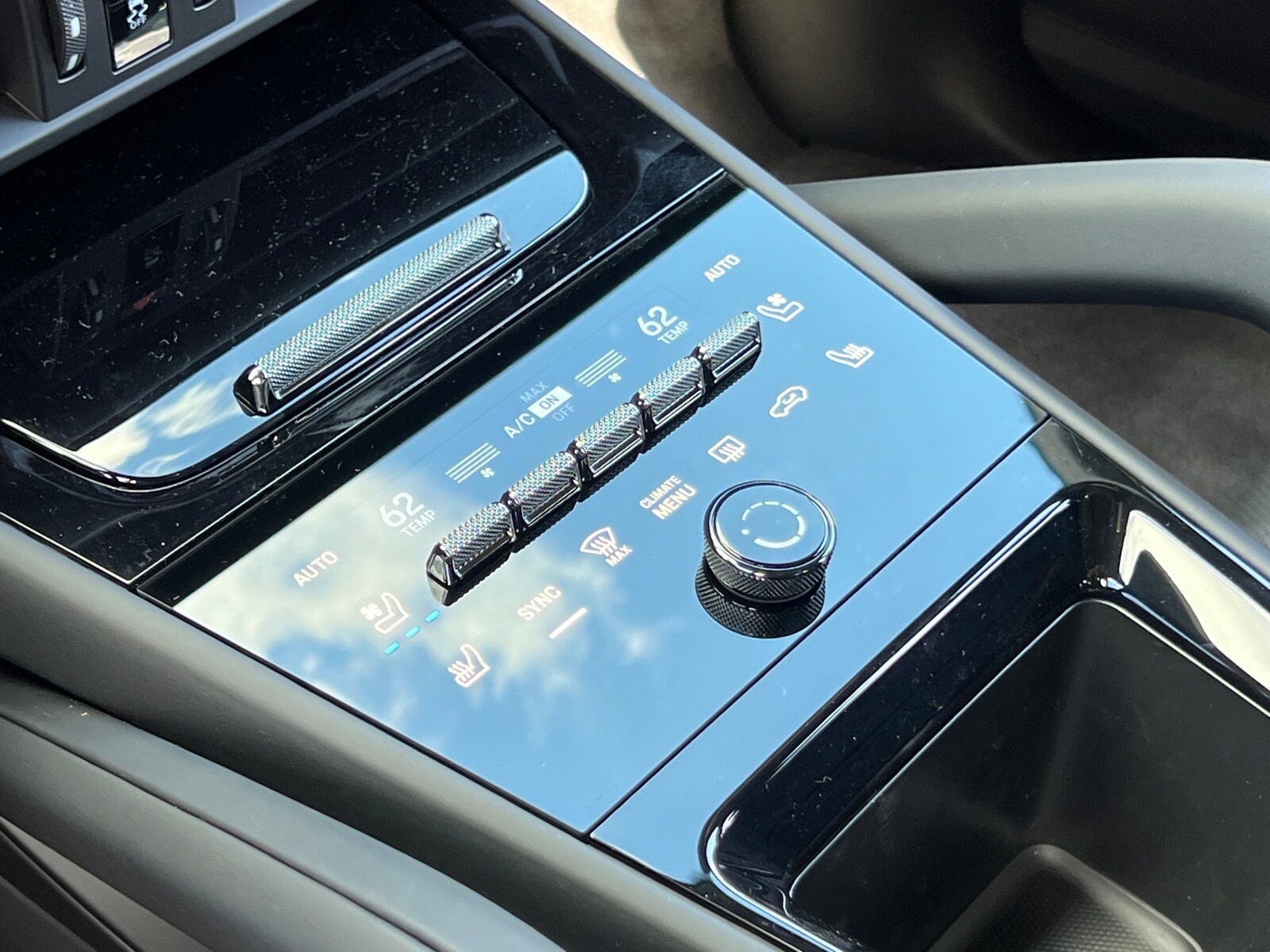 2026 Porsche Cayenne GTS - Photo 31