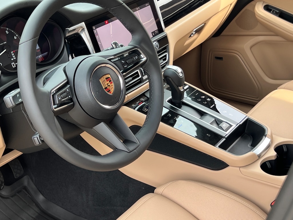 New 2026 Porsche Macan  SUV