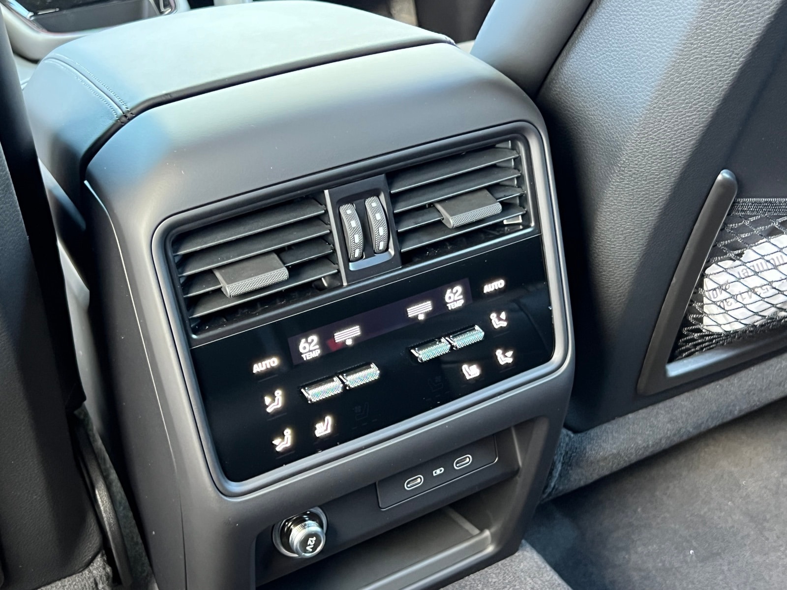 2026 Porsche Cayenne GTS - Photo 19
