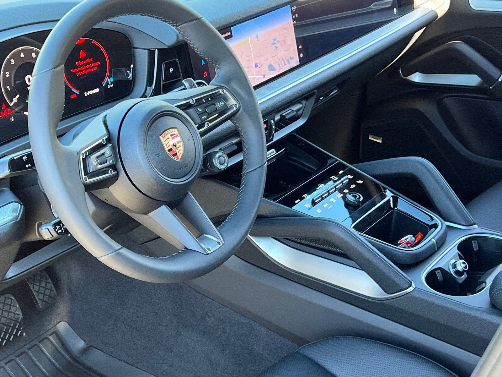 2026 Porsche Cayenne E-Hybrid Hybrid photo 2