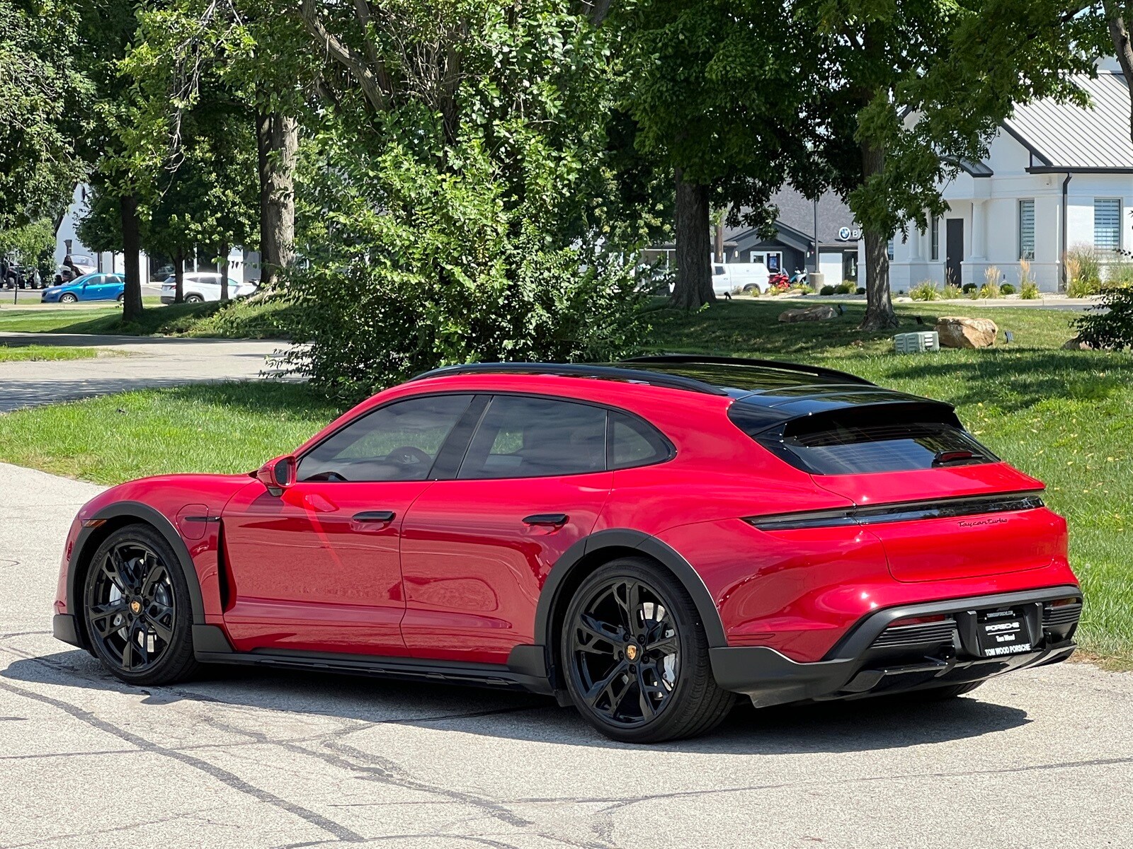 2024 Porsche Taycan Cross Turismo Turbo photo 3
