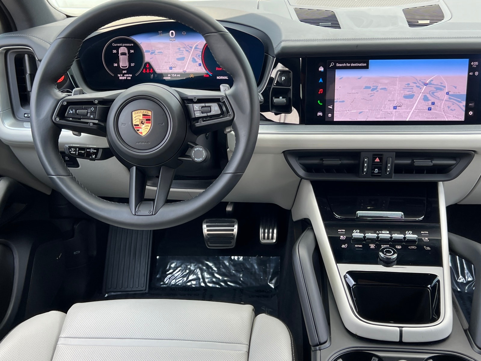 2025 Porsche Cayenne S - Photo 15