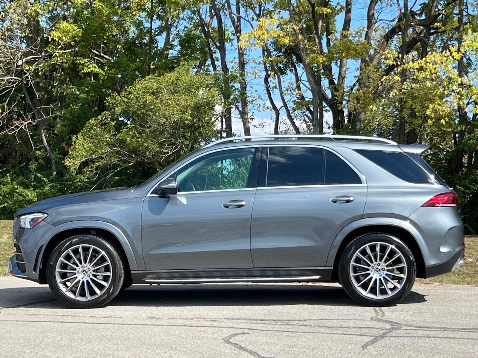 2021 Mercedes Benz GLE 350 photo 2