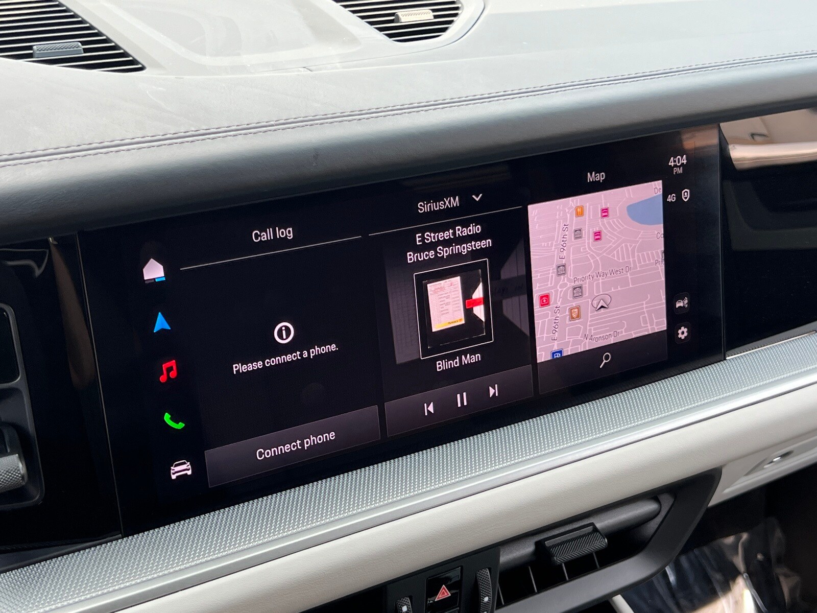 2025 Porsche Cayenne S - Photo 25