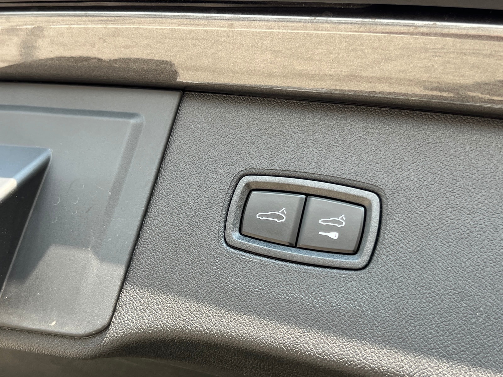 2025 Porsche Cayenne S - Photo 21