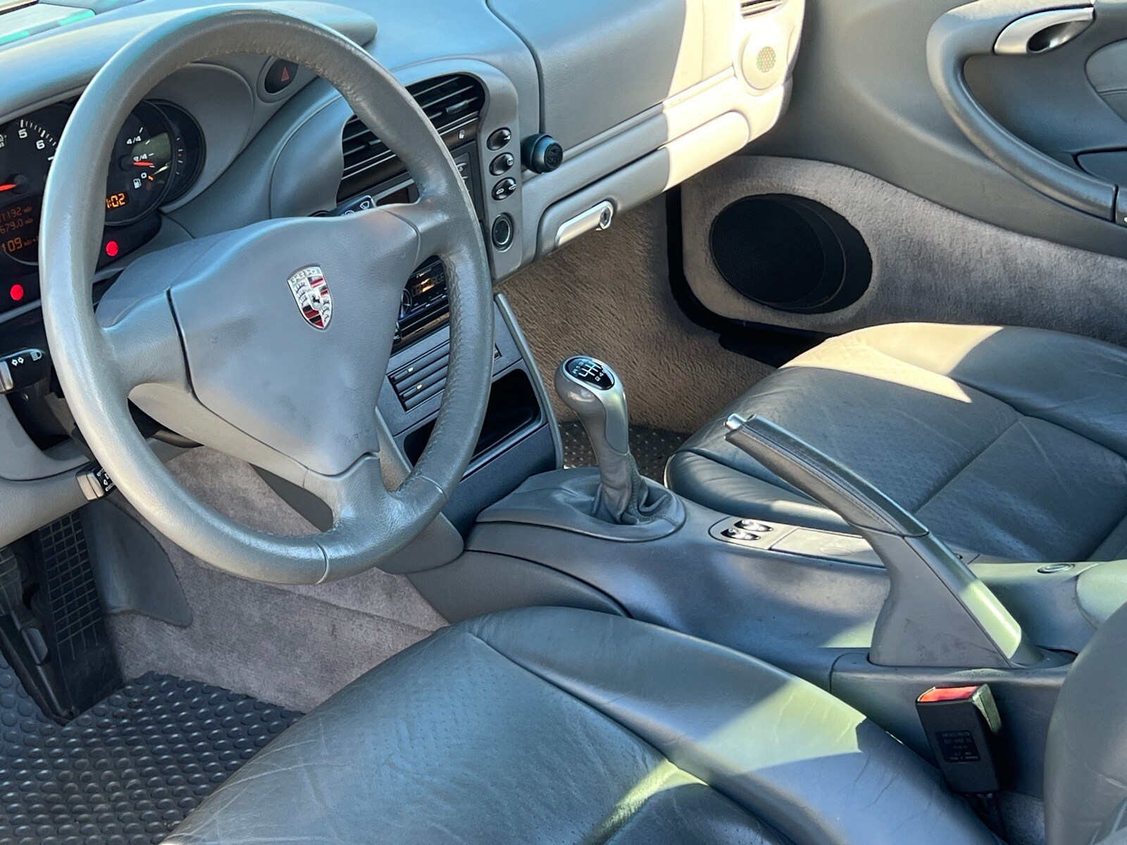 2002 Porsche 911 Cabriolet photo 4