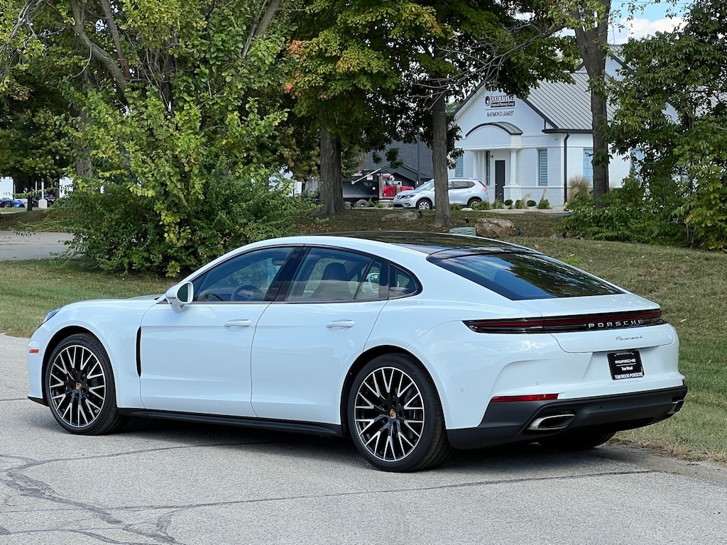 New 2026 Porsche Panamera 4 Hatchback