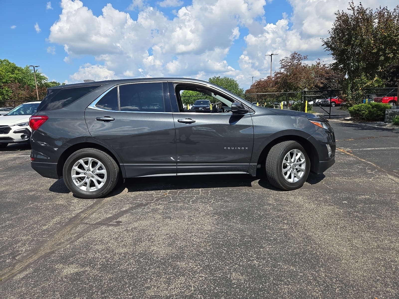 Used 2019 Chevrolet Equinox LT with VIN 2GNAXUEV7K6161992 for sale in Indianapolis, IN
