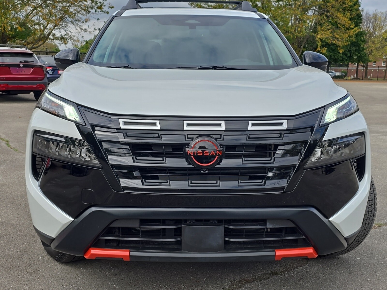 2025 Nissan Rogue SV photo 3
