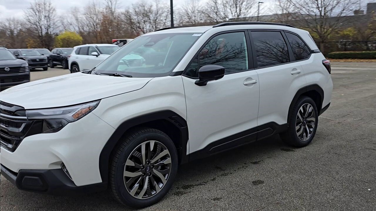 2026 Subaru Forester Touring photo 3