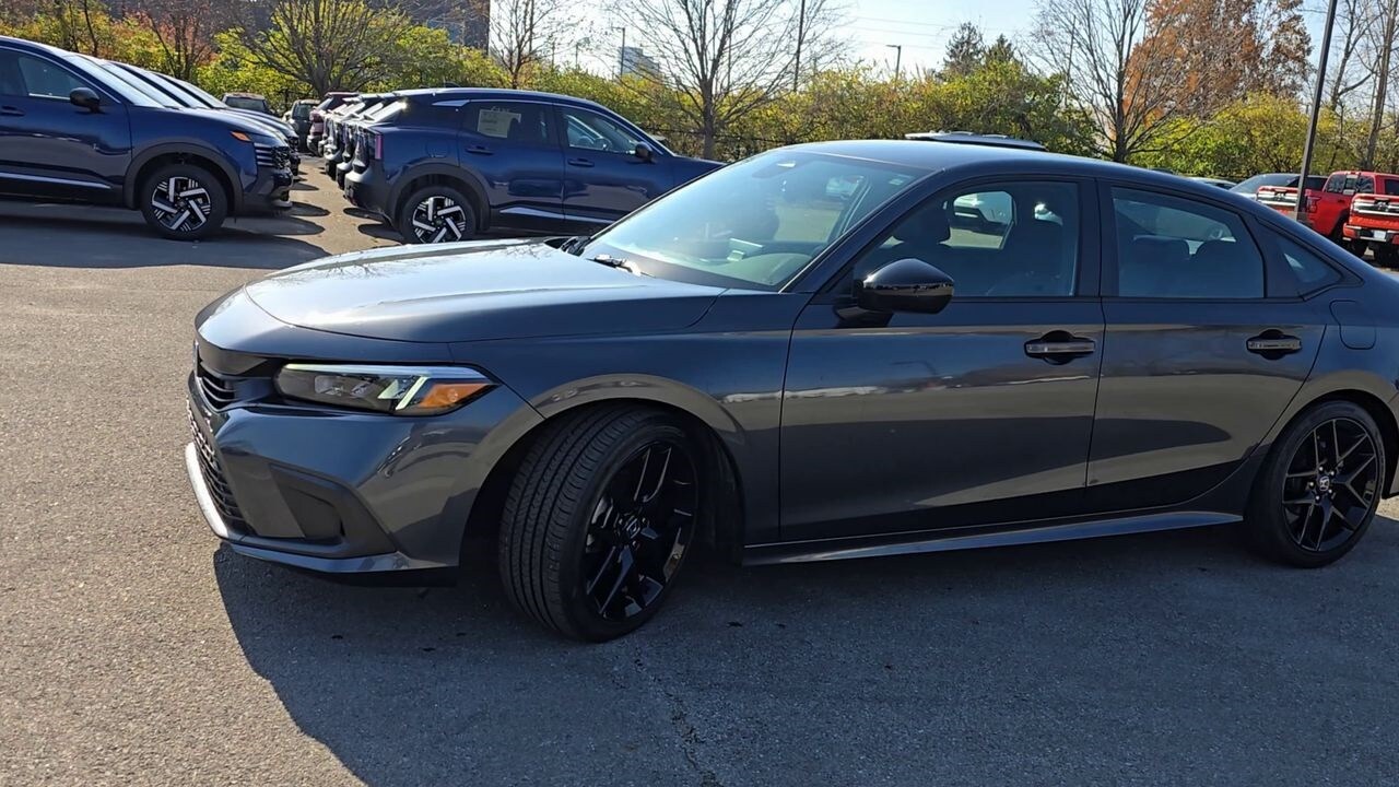 2024 Honda Civic Sport photo 4