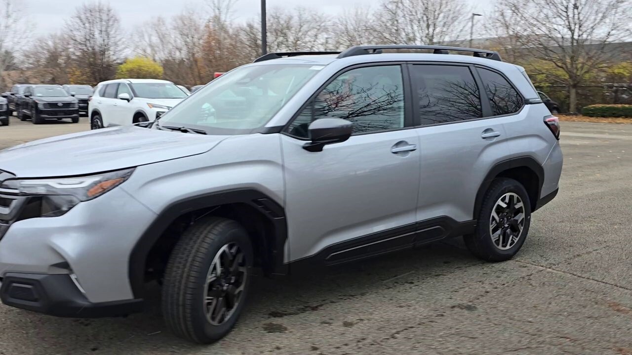 2026 Subaru Forester Premium photo 3