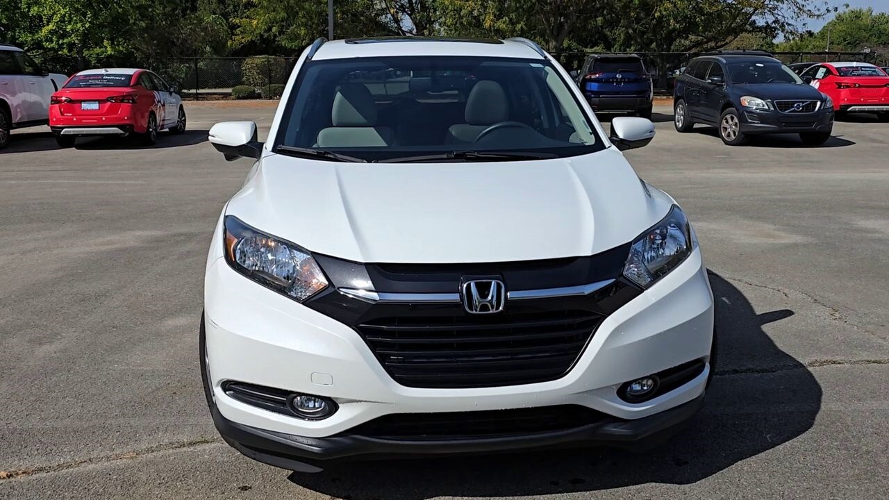 2017 Honda HR-V EX-L photo 2