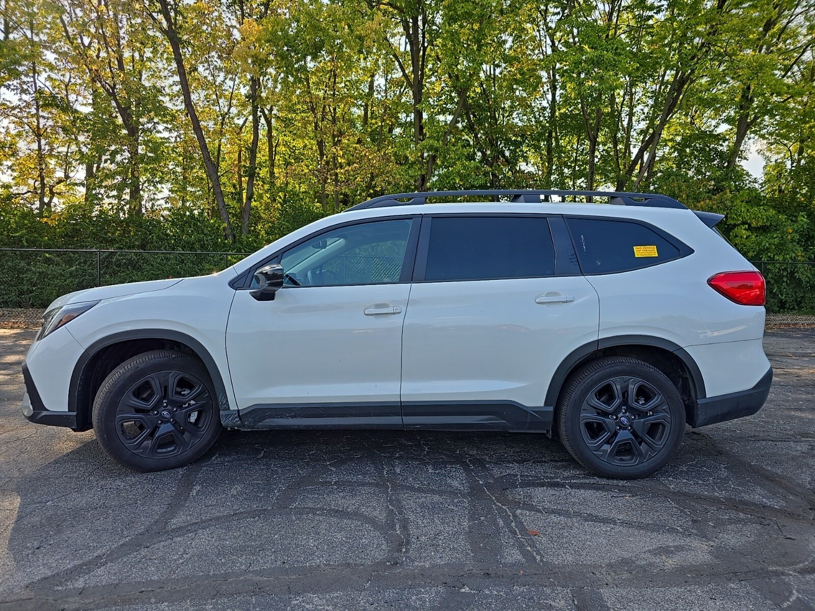 2024 Subaru Ascent Onyx Edition photo 2