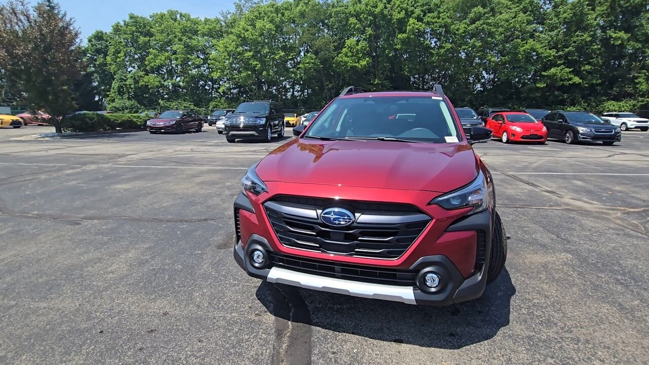 2025 Subaru Outback Limited photo 3