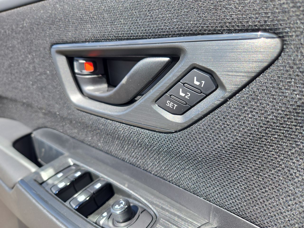 2026 Subaru Outback Limited - Photo 18