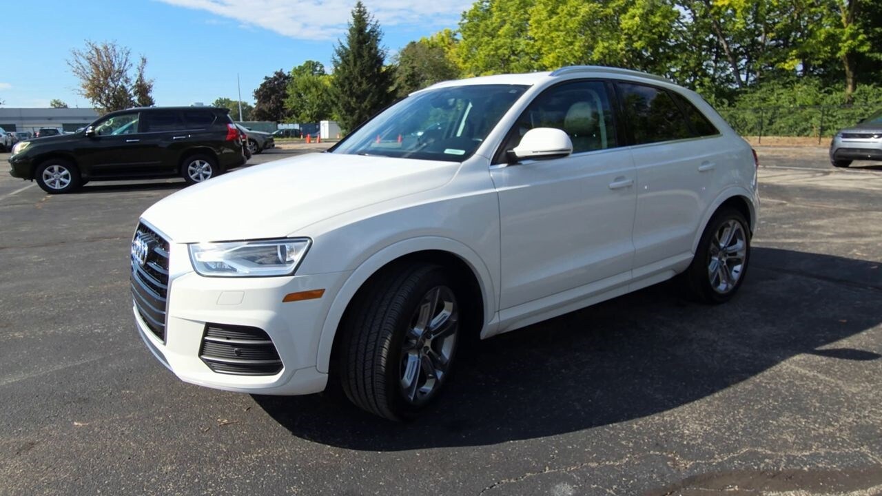 2017 Audi Q3 Premium Plus photo 3