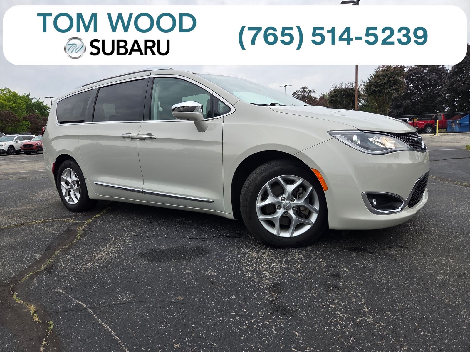 2020 Chrysler Pacifica Limited's photo