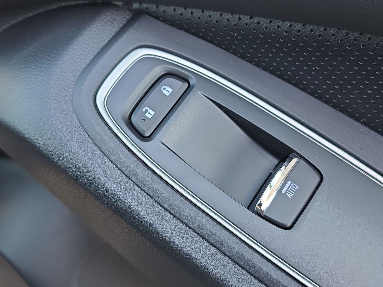2026 Subaru Ascent Limited - Photo 21