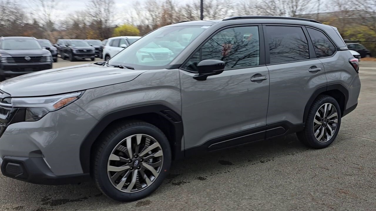 2026 Subaru Forester Touring photo 2