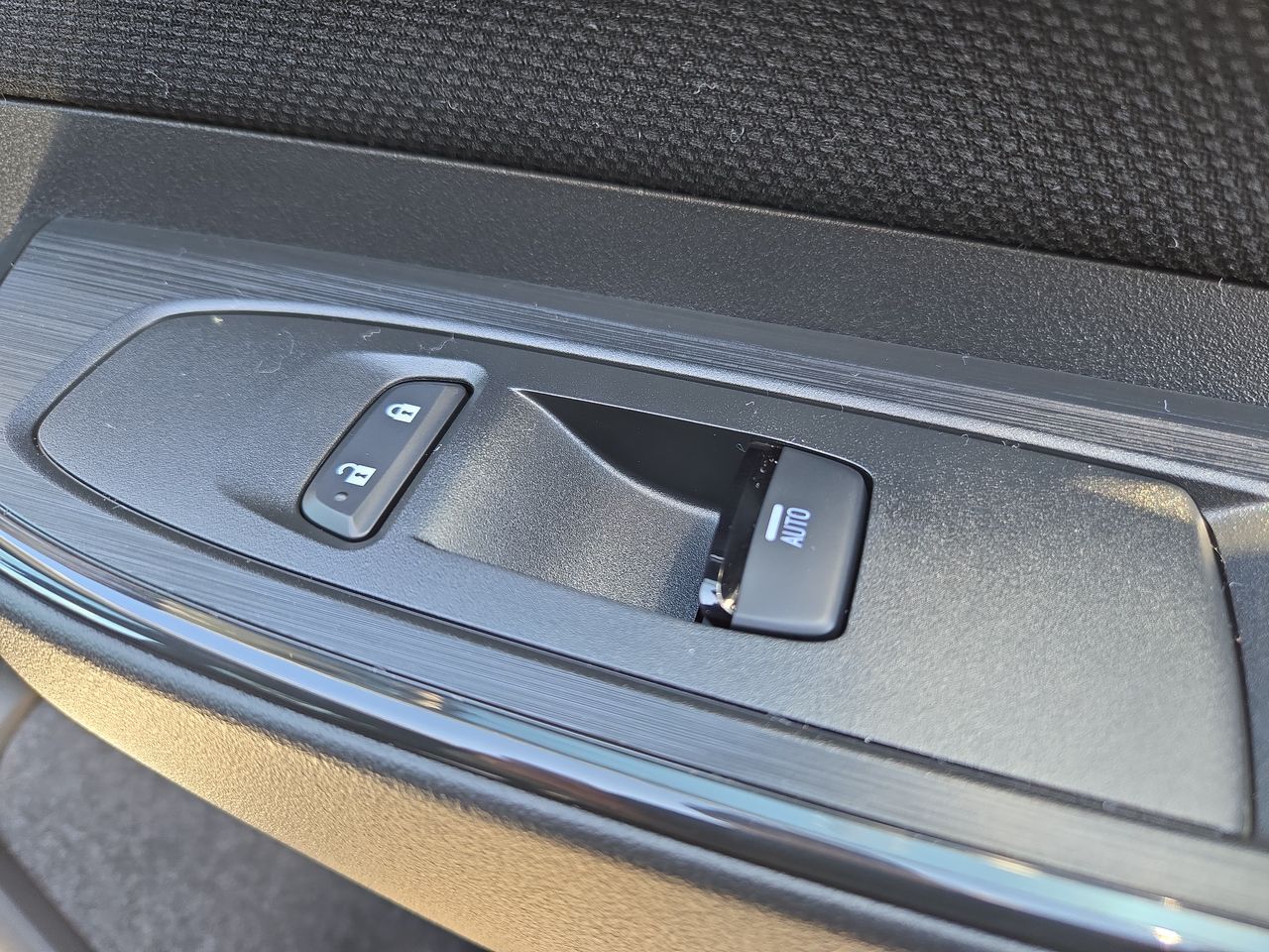2026 Subaru Outback Limited - Photo 22