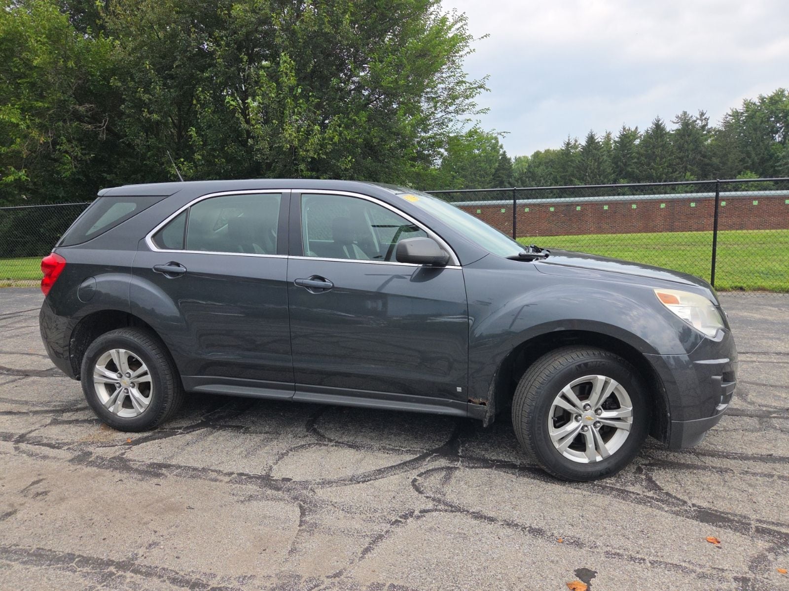 Used 2010 Chevrolet Equinox LS with VIN 2CNFLCEW9A6223349 for sale in Indianapolis, IN