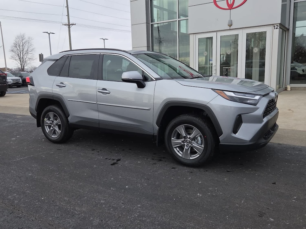 New 2025 Toyota RAV4 XLE XLE AWD SUV