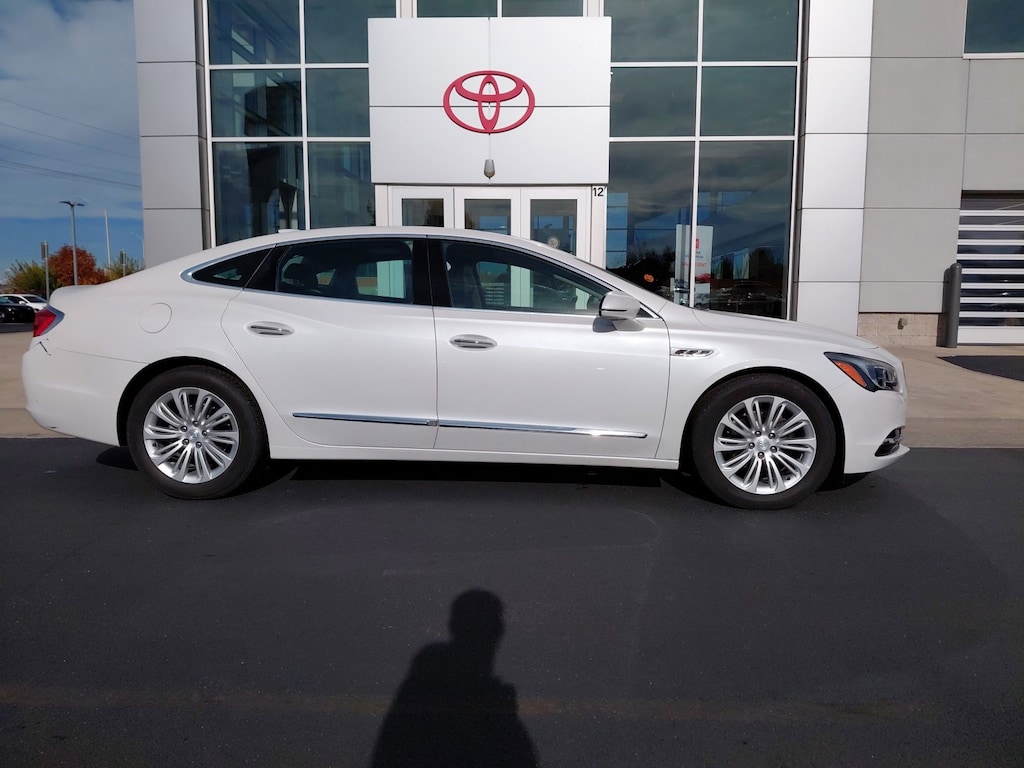 Used 2018 Buick LaCrosse Essence Sedan