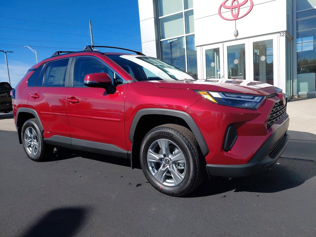 New 2025 Toyota RAV4 Hybrid XLE XLE AWD SUV