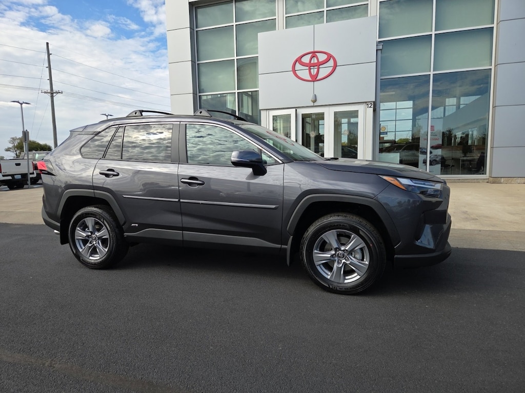New 2025 Toyota RAV4 Hybrid XLE XLE AWD SUV