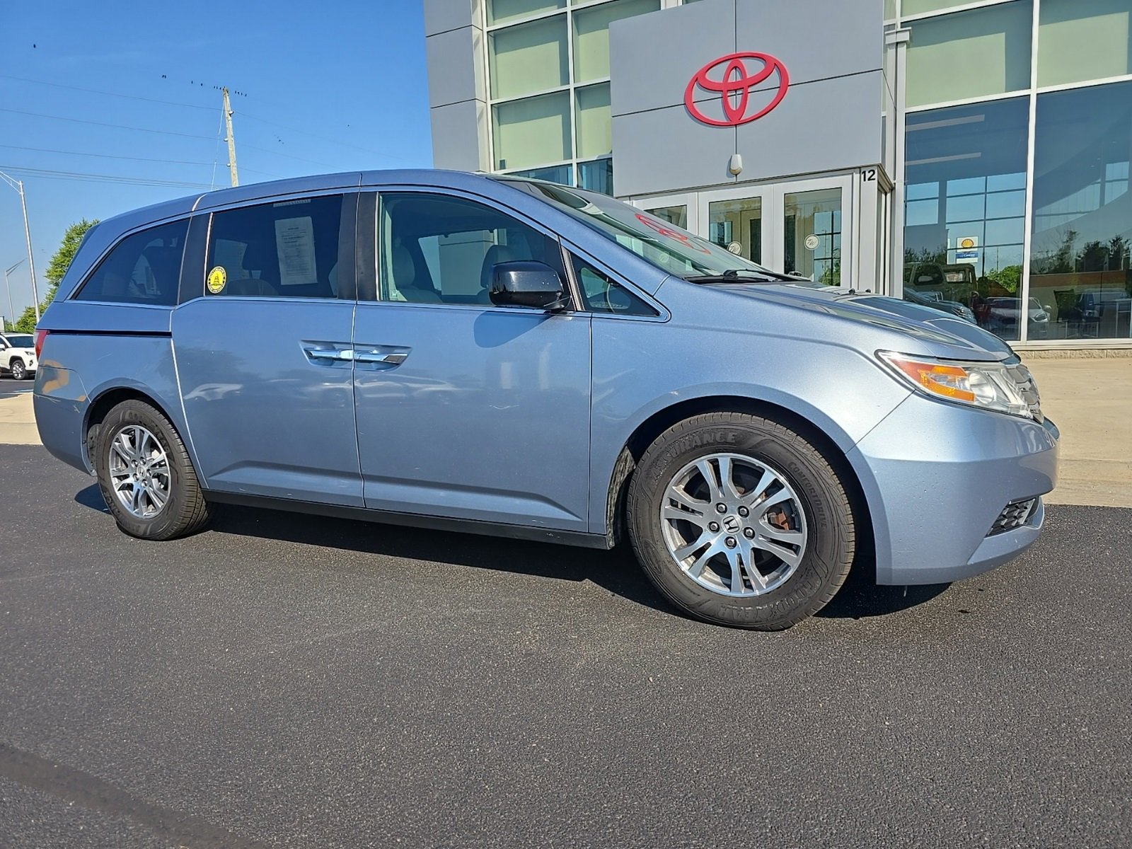 Used 2011 Honda Odyssey EX-L with VIN 5FNRL5H61BB042170 for sale in Whitestown, IN