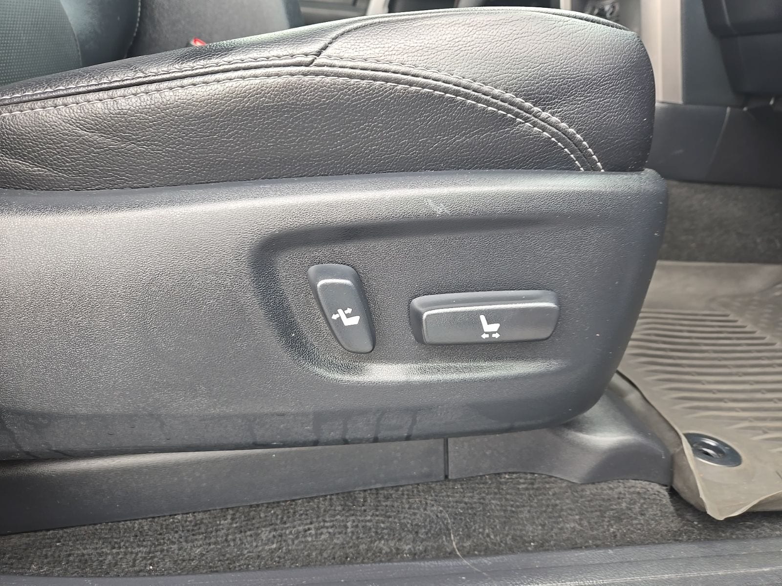 2022 Toyota 4Runner Limited - Photo 27