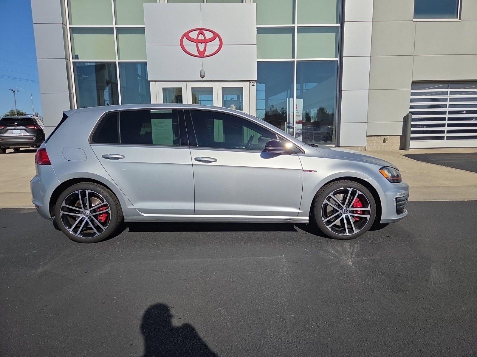 2017 Volkswagen Golf GTI Autobahn photo 2