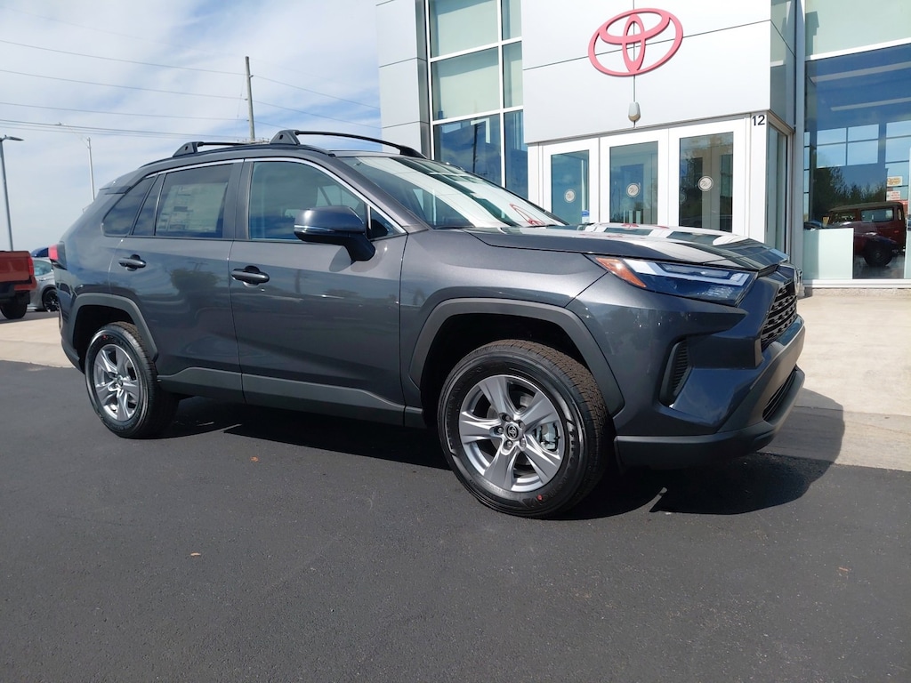 New 2025 Toyota RAV4 XLE XLE AWD SUV