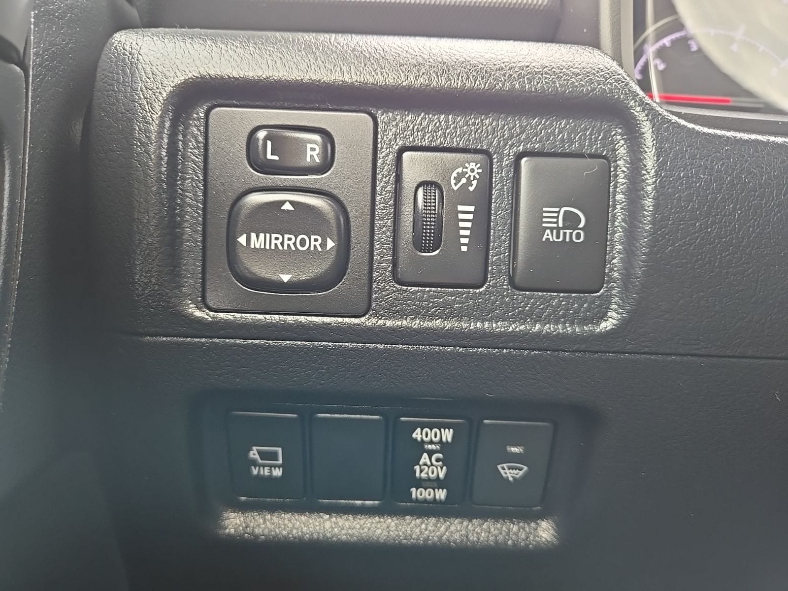 2022 Toyota 4Runner Limited - Photo 40