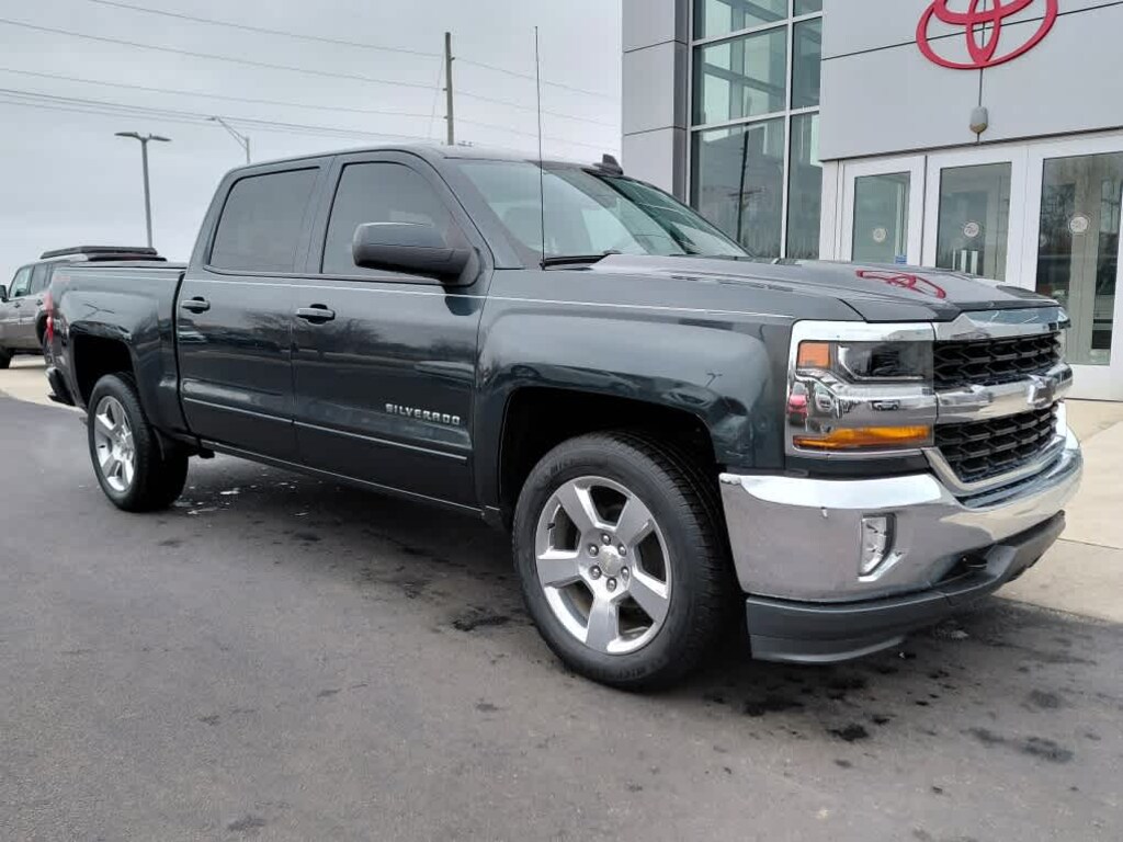 Used 2018 Chevrolet Silverado 1500 LT Truck Crew Cab
