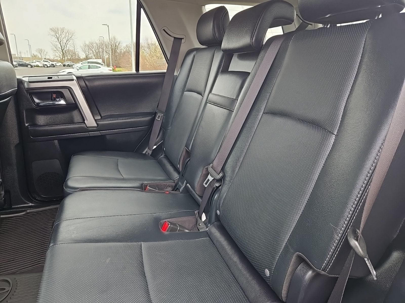 2022 Toyota 4Runner Limited - Photo 32