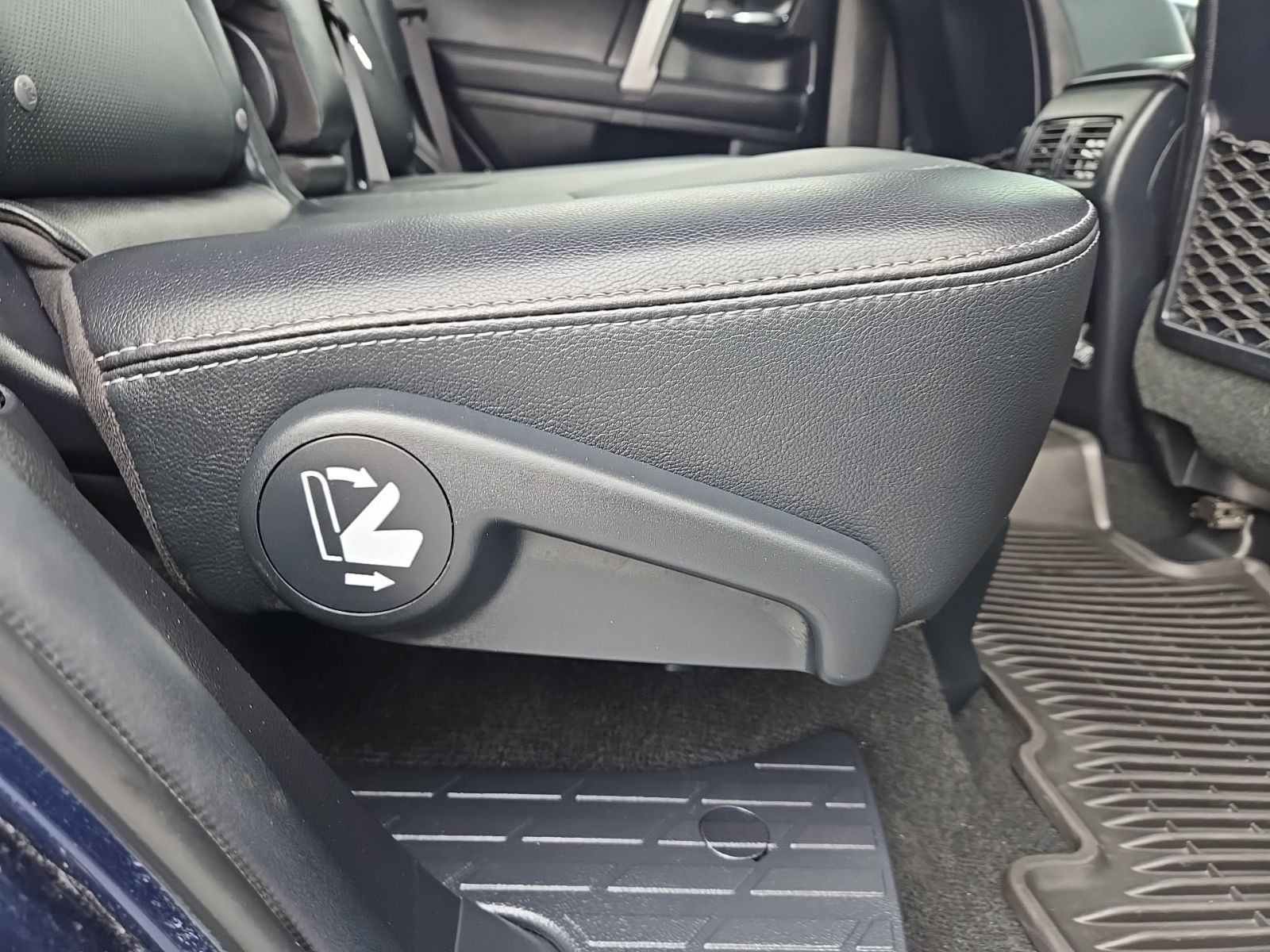 2022 Toyota 4Runner Limited - Photo 30