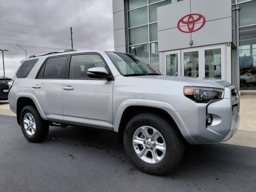 2023 Toyota 4Runner SR5 Premium photo 3