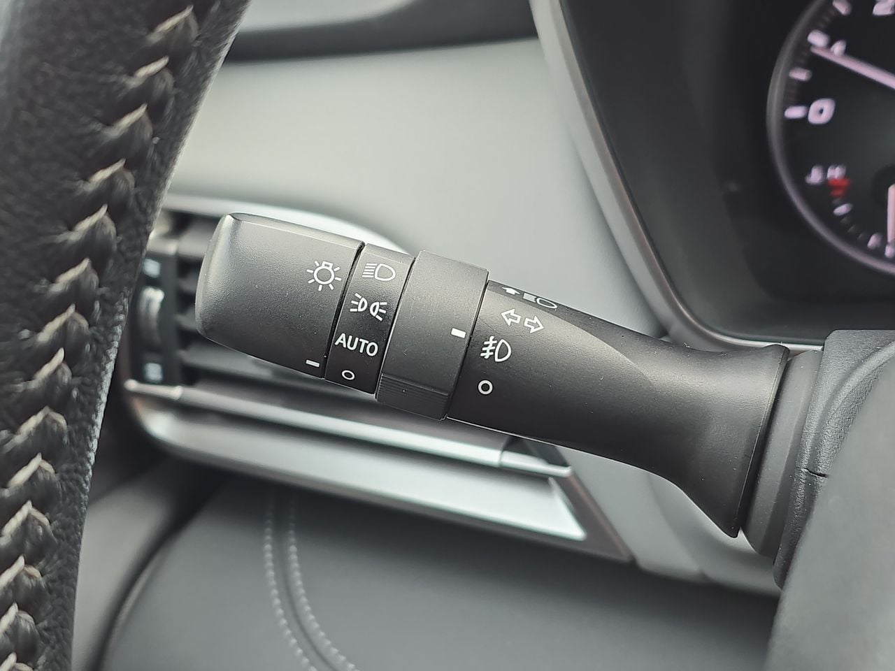 2023 Subaru Outback Limited - Photo 34