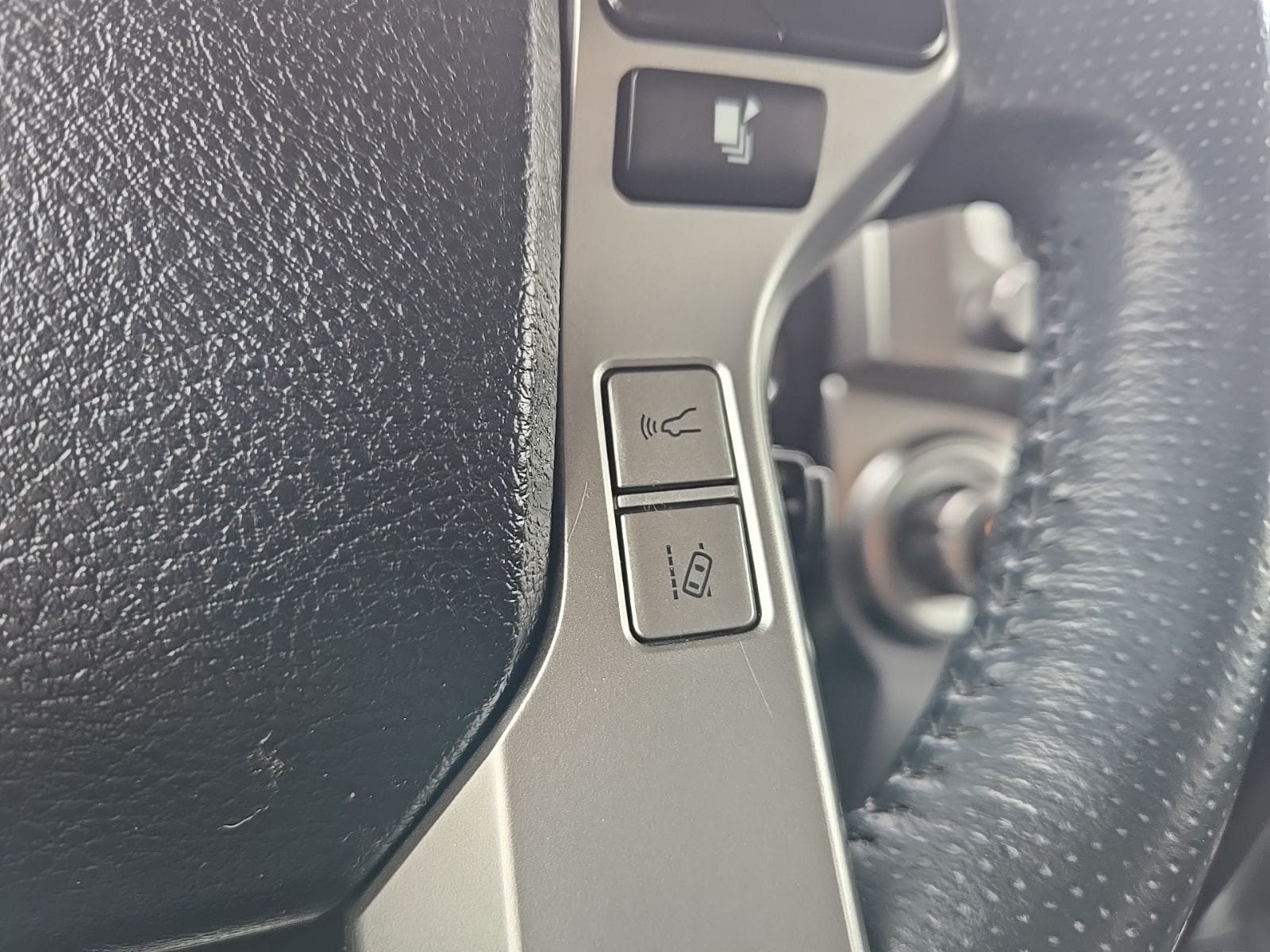 2022 Toyota 4Runner Limited - Photo 43