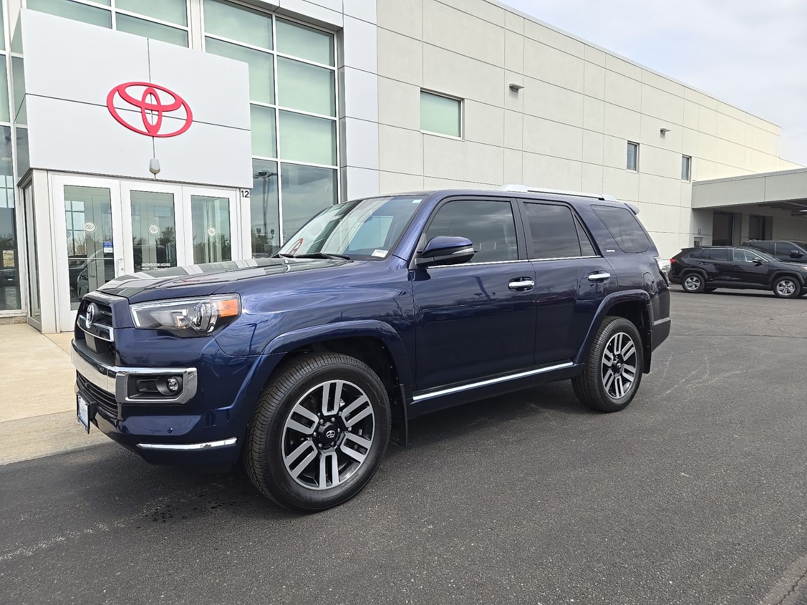 2022 Toyota 4Runner Limited - Photo 15