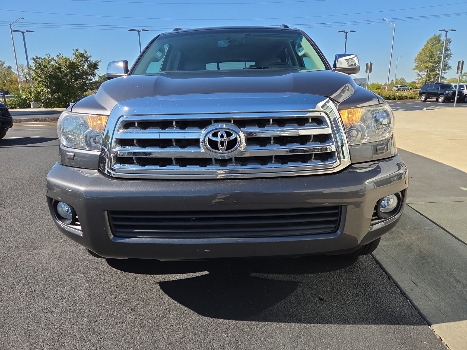 2015 Toyota Sequoia Limited photo 4